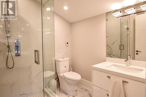 411 Targa Road, Mississauga, ON - Indoor Photo Showing Bathroom