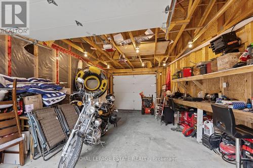 52 Windsor Drive, Brockville, ON - Indoor Photo Showing Garage