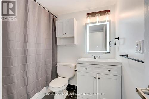 515 - 503 Beecroft Road, Toronto, ON - Indoor Photo Showing Bathroom