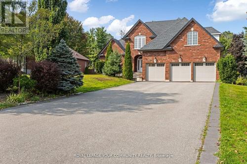 413 Coventry Hill Trail, Newmarket, ON - Outdoor