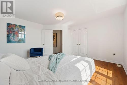 413 Coventry Hill Trail, Newmarket, ON - Indoor Photo Showing Bedroom