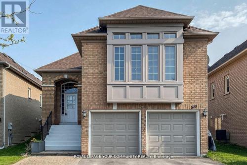 Main - 520 Stone Road, Aurora, ON - Outdoor With Facade