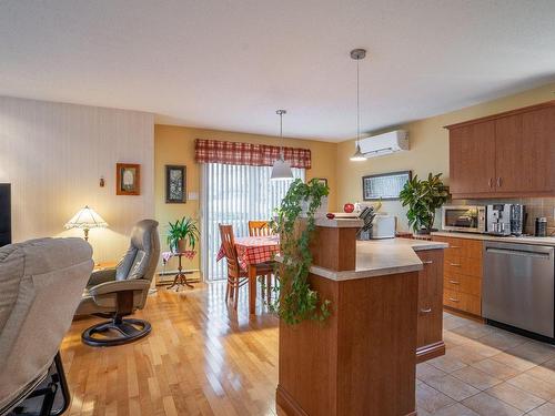 Overall view - 345 30E Rue, Saint-Georges, QC - Indoor Photo Showing Kitchen