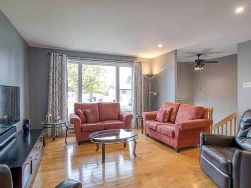 Salon - 1700 Rue Des Patriotes, Terrebonne (Lachenaie), QC - Indoor Photo Showing Living Room