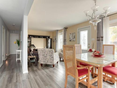 Salon - 296 Rue Berthierville, Joliette, QC - Indoor Photo Showing Living Room