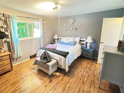 2326 Panorama View Dr, Nanaimo, BC - Indoor Photo Showing Bedroom