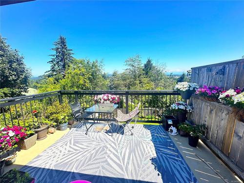 2326 Panorama View Dr, Nanaimo, BC - Outdoor