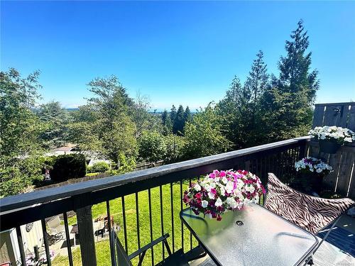 2326 Panorama View Dr, Nanaimo, BC - Outdoor