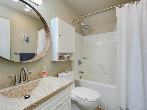 102-2844 Bryn Maur Rd, Langford, BC - Indoor Photo Showing Bathroom