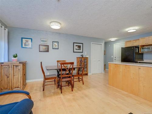 102-2844 Bryn Maur Rd, Langford, BC - Indoor