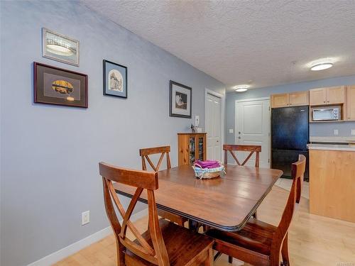 102-2844 Bryn Maur Rd, Langford, BC - Indoor Photo Showing Dining Room