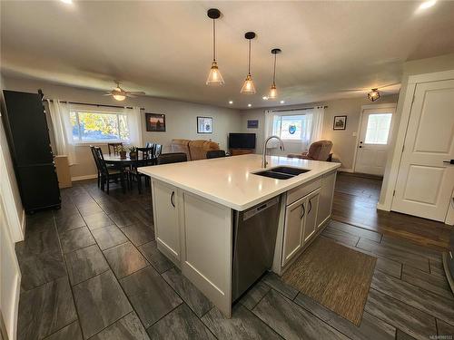 695 Evergreen Rd, Campbell River, BC 