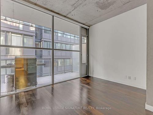 1305-25 Oxley St, Toronto, ON - Indoor Photo Showing Other Room