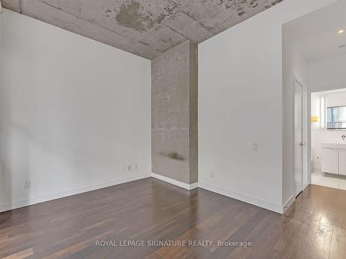 1305-25 Oxley St, Toronto, ON - Indoor Photo Showing Other Room