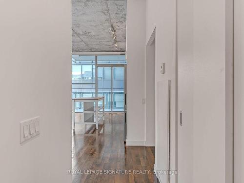 1305-25 Oxley St, Toronto, ON - Indoor Photo Showing Other Room