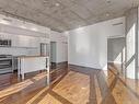 1305-25 Oxley St, Toronto, ON  - Indoor Photo Showing Kitchen With Stainless Steel Kitchen 