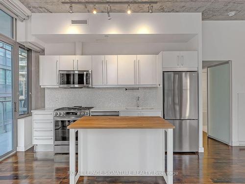 1305-25 Oxley St, Toronto, ON - Indoor Photo Showing Kitchen With Stainless Steel Kitchen