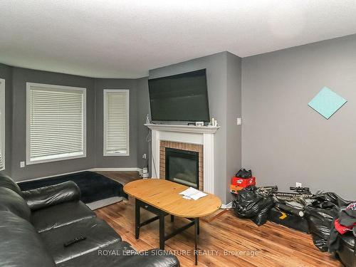 47 Acorn Cres, Wasaga Beach, ON - Indoor Photo Showing Living Room With Fireplace