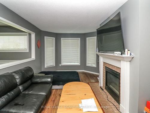 47 Acorn Cres, Wasaga Beach, ON - Indoor Photo Showing Living Room With Fireplace