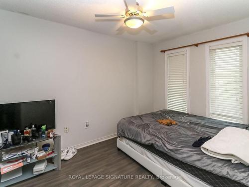 47 Acorn Cres, Wasaga Beach, ON - Indoor Photo Showing Bedroom