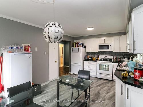 47 Acorn Cres, Wasaga Beach, ON - Indoor Photo Showing Kitchen