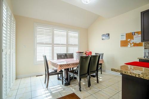 48 Dancing Waters Rd, Brampton, ON - Indoor Photo Showing Dining Room