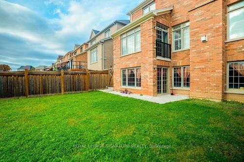 48 Dancing Waters Rd, Brampton, ON - Outdoor