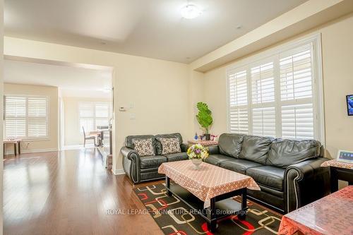 48 Dancing Waters Rd, Brampton, ON - Indoor Photo Showing Living Room