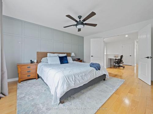 1116 Houston Dr, Milton, ON - Indoor Photo Showing Bedroom