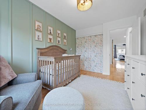 1116 Houston Dr, Milton, ON - Indoor Photo Showing Bedroom