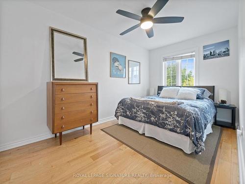 1116 Houston Dr, Milton, ON - Indoor Photo Showing Bedroom