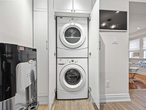 60 Bushey Ave, Toronto, ON - Indoor Photo Showing Laundry Room