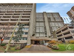 2503-500 LAURIER Avenue WEST Ottawa, ON K1R 5E1