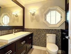 Powder room - 