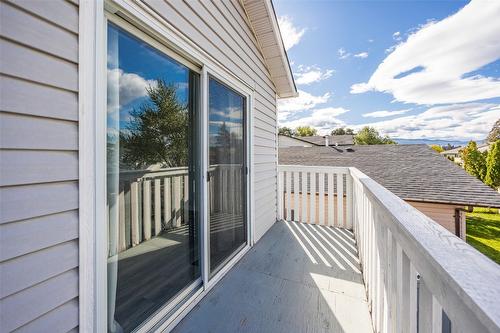 278 Temple Court, Kelowna, BC - Outdoor With Deck Patio Veranda With Exterior