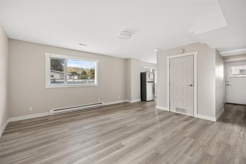 278 Temple Court, Kelowna, BC - Indoor Photo Showing Other Room