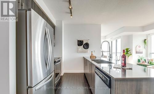 # 4610 - 4011 Brickstone Mews, Mississauga, ON - Indoor Photo Showing Kitchen With Upgraded Kitchen