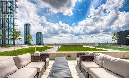 # 4610 - 4011 Brickstone Mews, Mississauga, ON - Outdoor