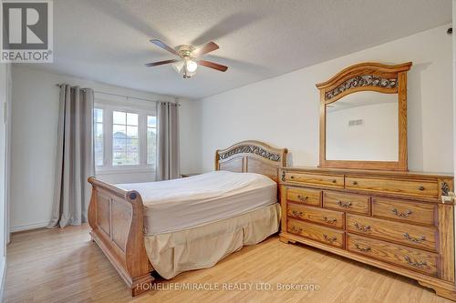 109 Valleymede Drive, Richmond Hill, ON - Indoor Photo Showing Bedroom