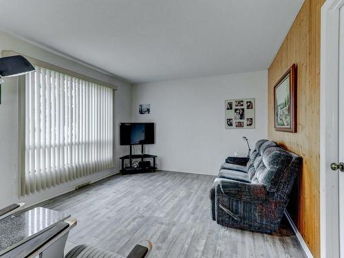 Living room - 1185 10E Rue, Saint-Jérôme, QC - Indoor Photo Showing Living Room