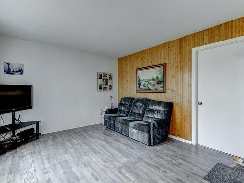 Living room - 1185 10E Rue, Saint-Jérôme, QC - Indoor Photo Showing Living Room