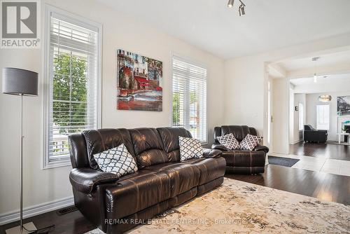 8 Falvo Street, Wasaga Beach, ON - Indoor Photo Showing Living Room