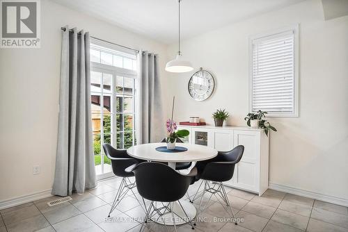 8 Falvo Street, Wasaga Beach, ON - Indoor Photo Showing Dining Room