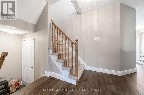 77 Beachgrove Crescent, Whitby, ON - Indoor Photo Showing Other Room