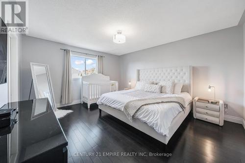 77 Beachgrove Crescent, Whitby, ON - Indoor Photo Showing Bedroom