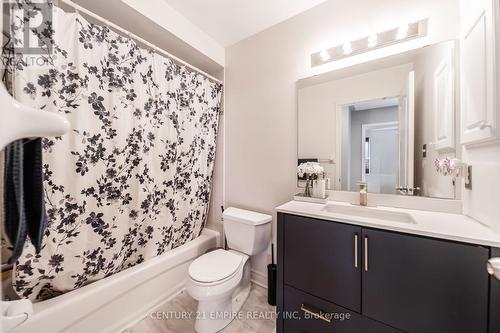 77 Beachgrove Crescent, Whitby, ON - Indoor Photo Showing Bathroom