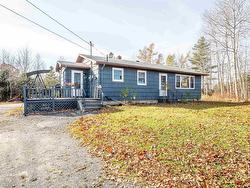 9 Grant Road  Enfield, NS B2T 1C3