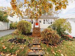 5277 Rector Street  Halifax, NS B3K 2N2