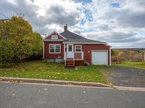 66 Oak Street, Trenton, NS 