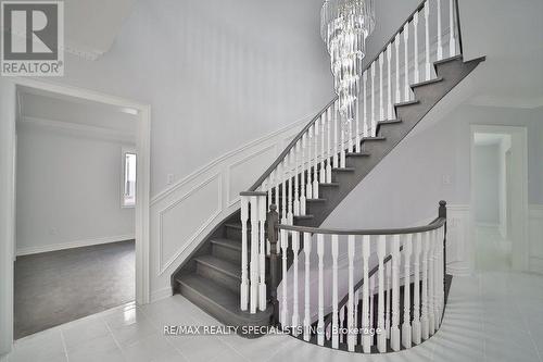 95 Luba Avenue, Richmond Hill, ON - Indoor Photo Showing Other Room